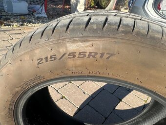Hankook Ventus Prime 4 K135 215/55 R17 94W - 3