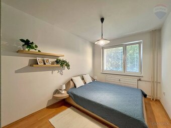 REZERVOVANÉ - NA PREDAJ kompletne zariadený 3-izbový byt v K - 3