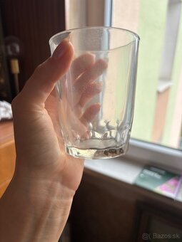 Sklenene pohare rozne - 3