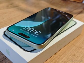 iPhone 15 128 GB Green - 9/10 stav - 3