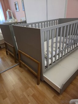 Detská postieľka Lotta 70x140 so zásuvkou, masívne drevo - 3