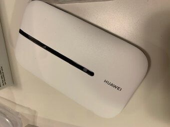 HUAWEI E5576-325 WiFi hotspot LTE 150 Mb nový - 3