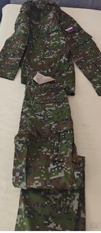 Vojenské oblečenie a obuv - 3