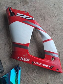 Diely Yamaha R1 2000 - 3