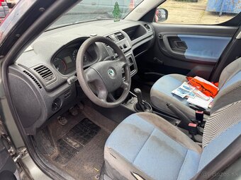 Skoda Roomster na nahradne diely - 3
