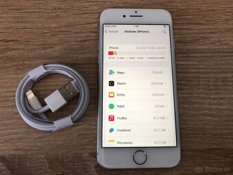 iPhone 8 64GB Silver - 3