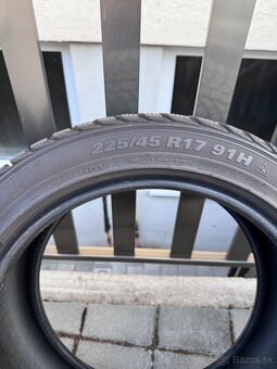 KUMHO WinterCraft WP71 245/45 R17 - 3
