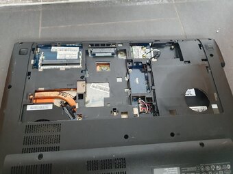 Lenovo Y580 - 3