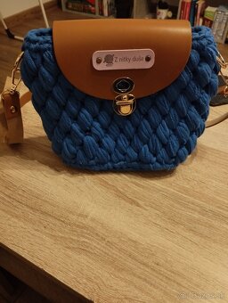 Háčkovaná kabelka - 3