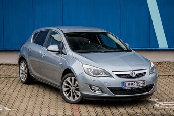 Opel Astra 1.4 Turbo 103kW Sport - 3