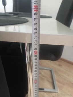 Stoličky 5ks + stôl - 3