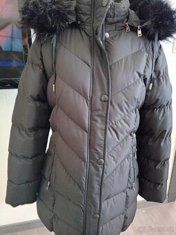 Čierna dámska zimná bunda - 3