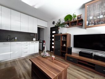 Predám 1 izbový byt v centre mesta - 3