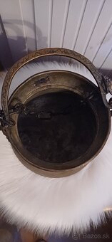 Stará nádoba/ kotlík - 3