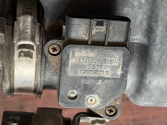 Suzuki Swift – Obal na vzduchový filter + váha vzduchu - 3