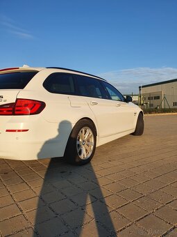F11 530d - 3