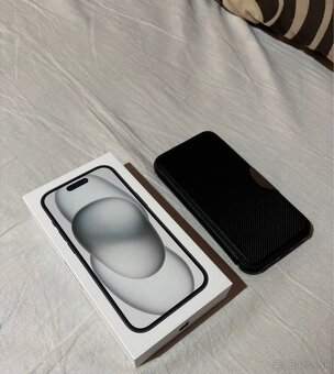 Iphone 15 128GB - 3