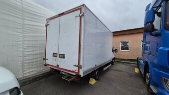 Prodám IVECO DAILY 35S16 skříň - 8 palet - 3