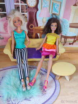 Barbie dom s barbie bábikami, bazénom, autom a prísluš. - 3