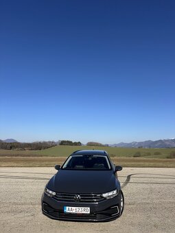 VW Passat GTE 1.4 TSI Plug-In Hybrid - 3