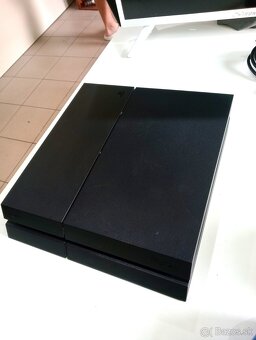 Sony PS4 500GB - 3