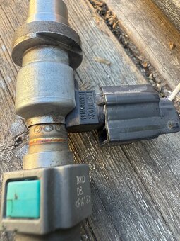 Piaty vstrekovač FAP DPF filtra H8200769153 na Renault - 3