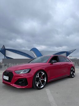 Audi RS4 competition+ 2024 - 3