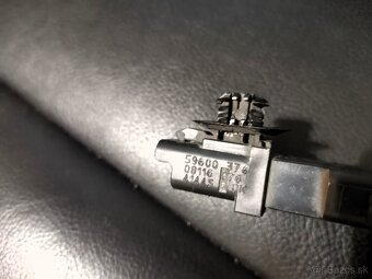 Snímač veka nádrže Peugeot - 3