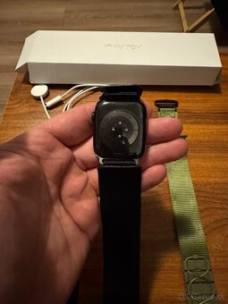 Apple Watch Series 9 45mm midnight aluminium case - 3