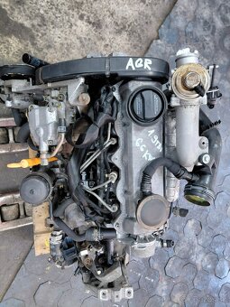 MOTOR 1.9TDI 66KW AGR - 3