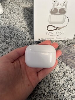 Apple AirPods Pro 2 - 3