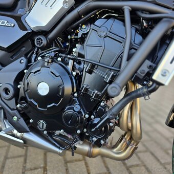 Kawasaki Z650 RS nádherná farba - 3