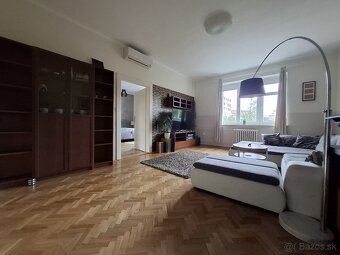 2,5 izbový byt Kmeťovo námestie- Staré Mesto -prenájom - 3