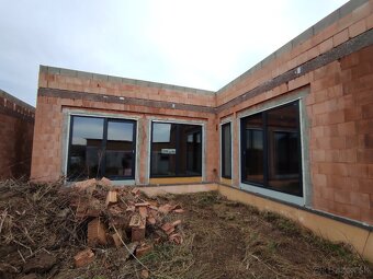 5-izbovy rodinný dom 15 minút od NR - 3