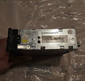 Predám rádio Mercedes-Benz, pochádza z w210 - 3