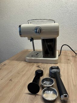 Kávovar Silvercrest Retro 1973 SEML 1050 A1 krémový - 3