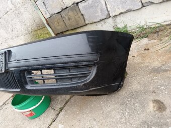 Skoda superb 1 predny naraznik - 3