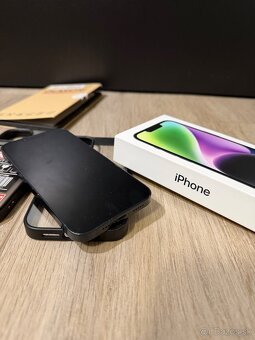 iPhone 14 - 3