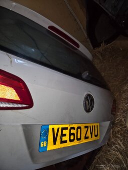 Kufor VW Passat B7 - 3