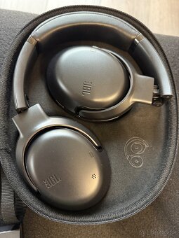 Predám slúchadlá JBL Tour One M2 - 3