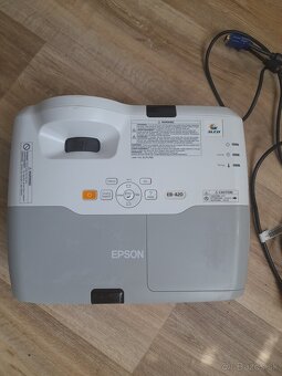 EPSON EB-420 - 3
