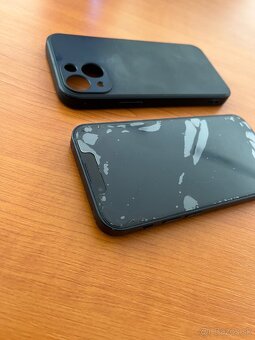Apple iPhone 13 mini - 3