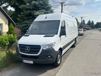 Predam Mercedes Sprinter model 907 - 3
