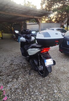 Predám Honda Forza 125 - 3
