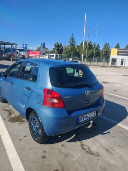 YARIS 1.0 B 5D - 3