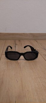 🕶️ Luxusné slnečné okuliare Versace - 3