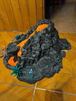 Schleich dinosaury sopka - 3