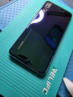 Huawei P20 Pro 6/128 - 3
