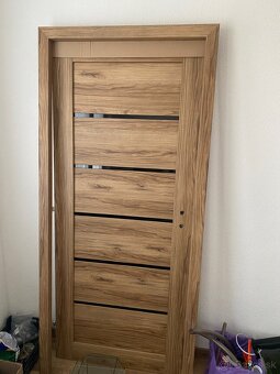 Predám čisto nové dvere vnútorné Tavilo 3 80L dub - 3