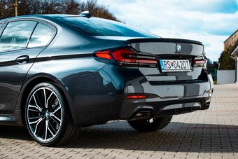 BMW 540i xDrive Sedan (G30) – 11/2022 – MAX VÝBAVA – TOP STA - 3
